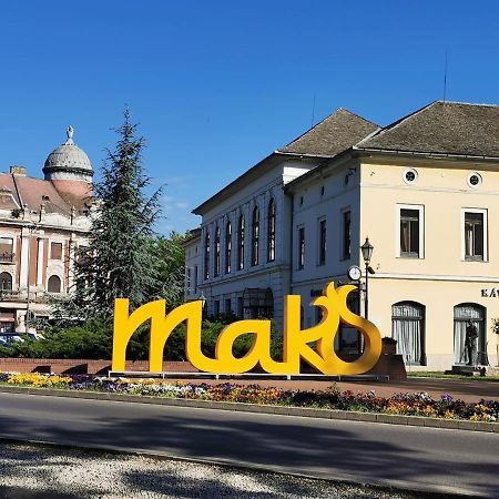 Valentin Apartman Makó Exterior foto